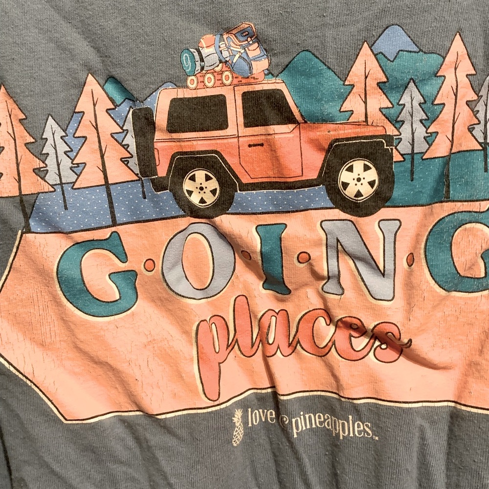 Women’s T-shirt size large